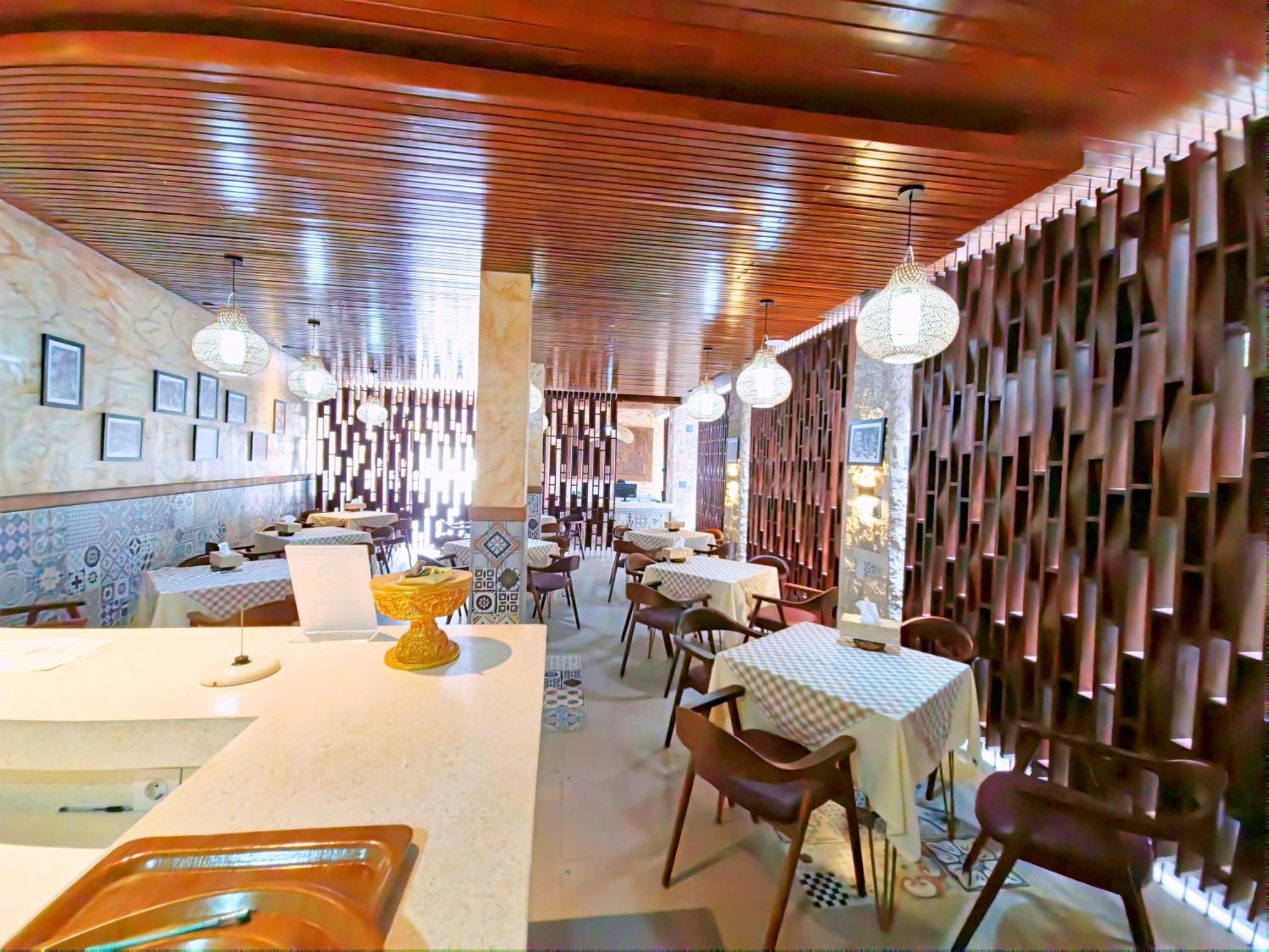 Kamandaka Hostel Kuta  Ngoại thất bức ảnh